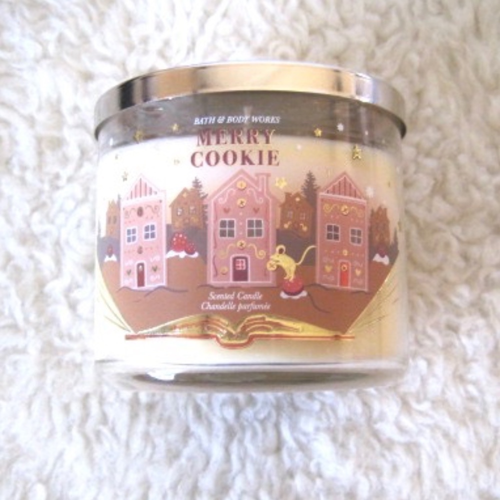 Bath & Body Works Merry Cookie Scented Candle